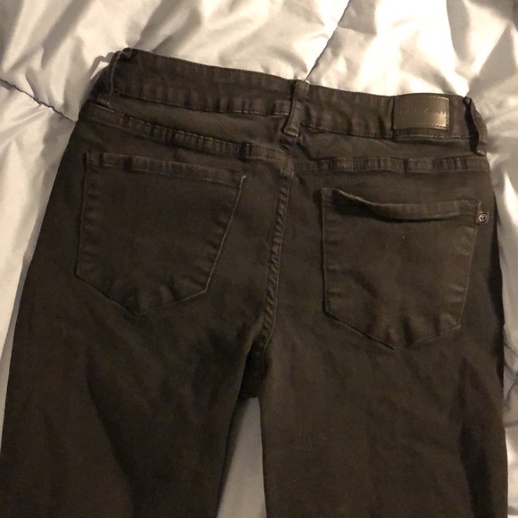 Tahari KELLY CLASSIC SKINNY BLACK JEANS WOMENS SIZE 6/28 GUC/NO TAG - Picture 6 of 6